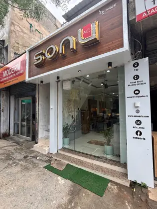 Front Elevation Design & Execution work by Sonu Arts in Patiala