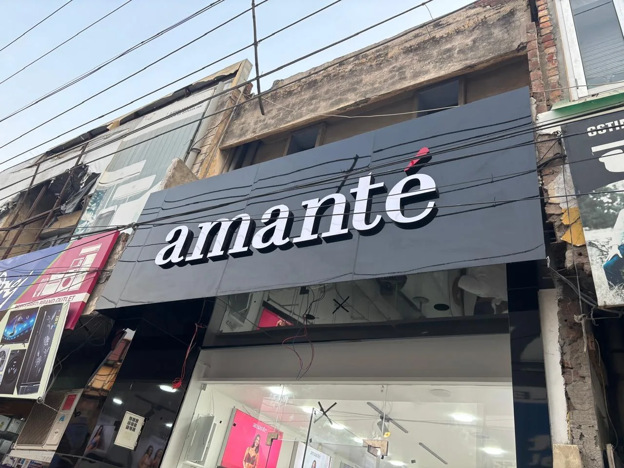 Solid Acrylic Signage with Lighting work by Sonu Arts in Patiala